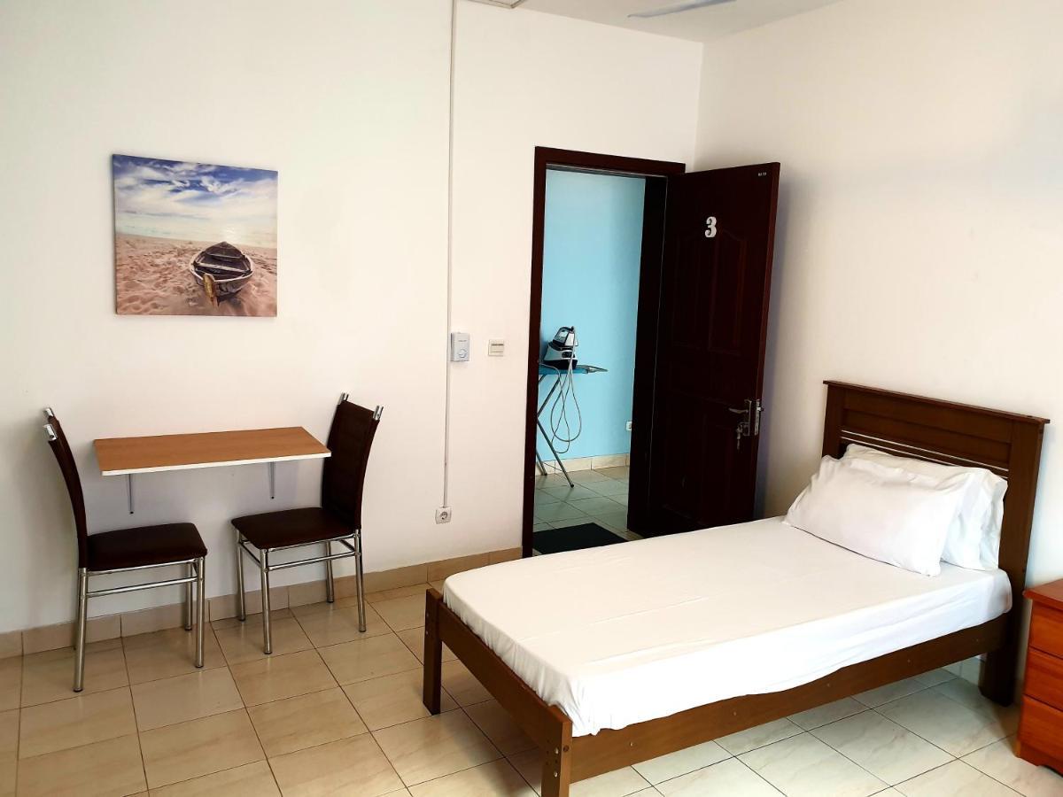 Guest House Mangui Baxu Rooms & Apartment Tarrafal  Ngoại thất bức ảnh