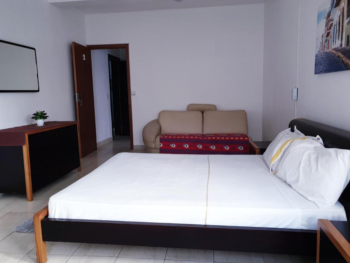 Guest House Mangui Baxu Rooms & Apartment Tarrafal  Ngoại thất bức ảnh