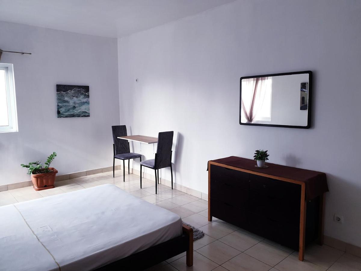 Guest House Mangui Baxu Rooms & Apartment Tarrafal  Ngoại thất bức ảnh